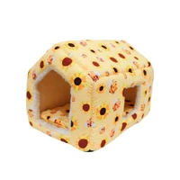 Cosy Cottage Hideout Bees
